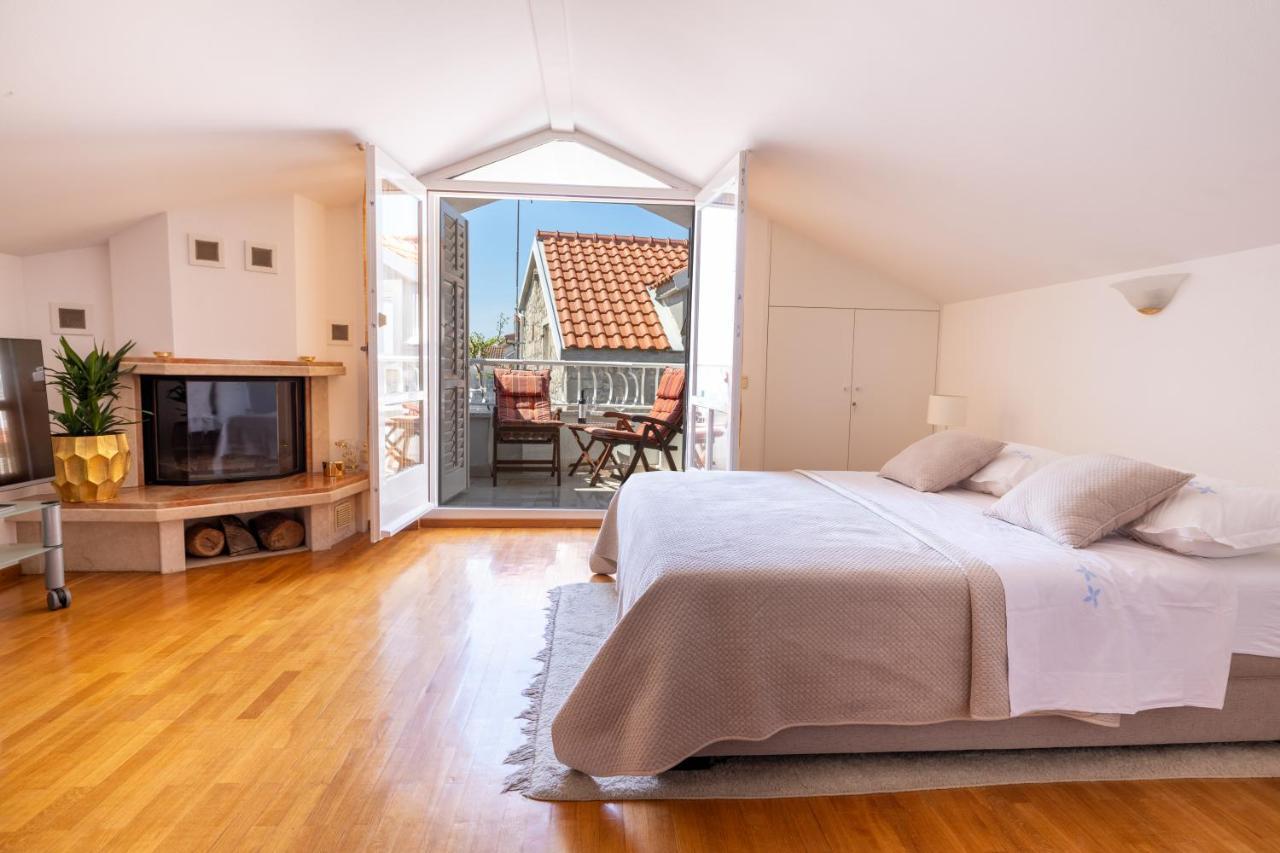 Center Of Apartment